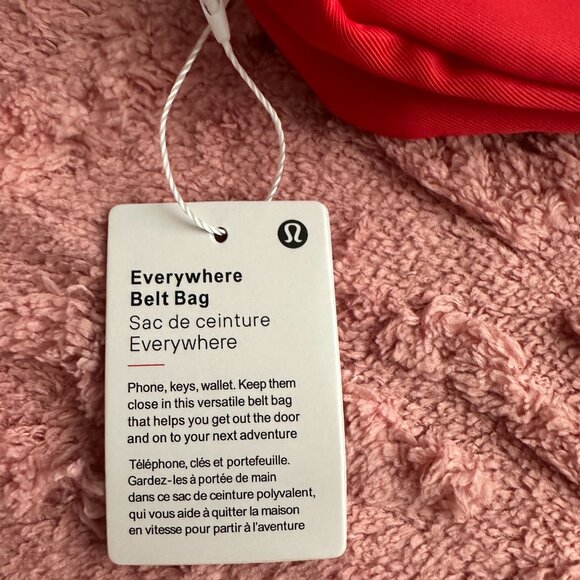 lululemon athletica Red everywhere belt bag brand new - Picture 3 of 8